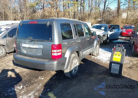 2012 Jeep Liberty Sport z USA, uszkodzony, nr VIN 1C4PJMAK8CW186827